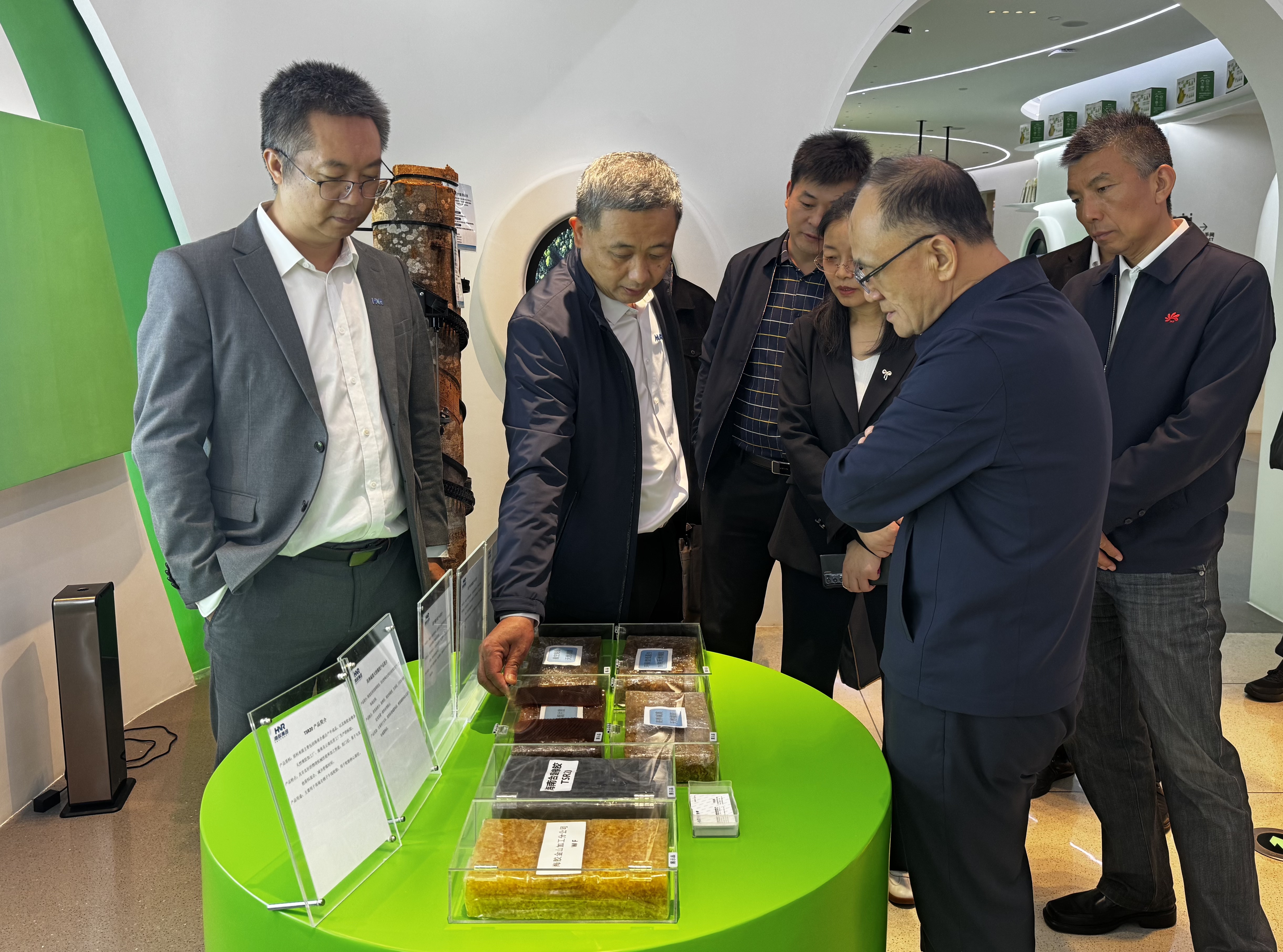 1772632744469085171.jpg 1772632744469085171.jpg